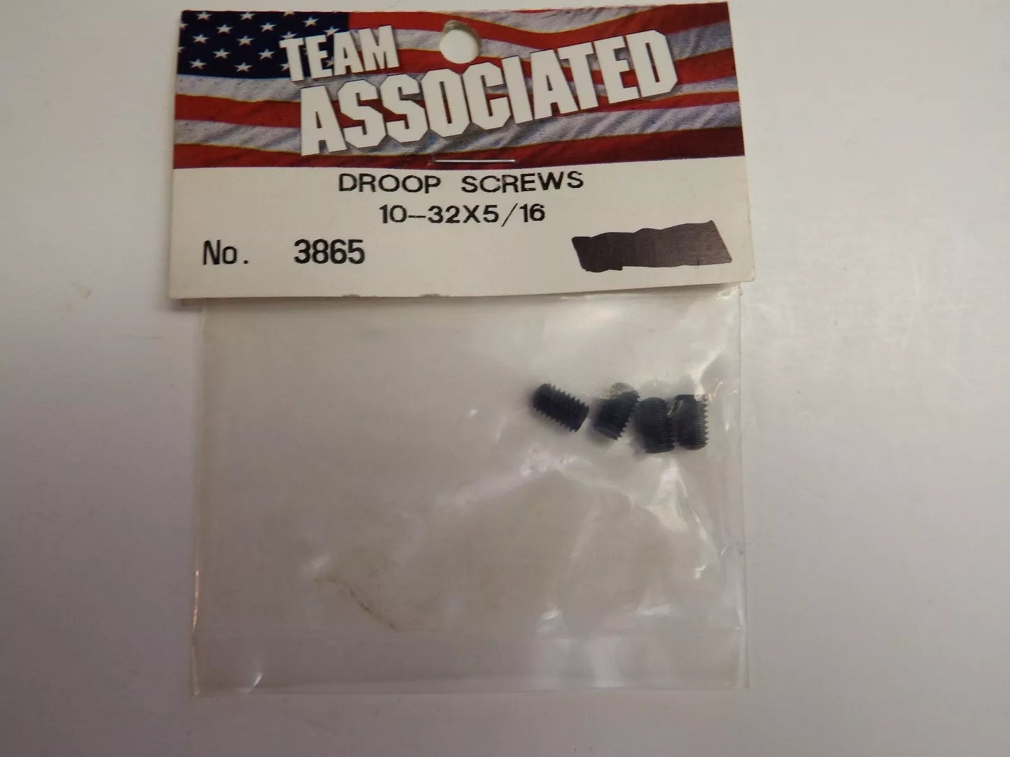 ASSOCIATED - DROOP SCREW 10-32X5/16